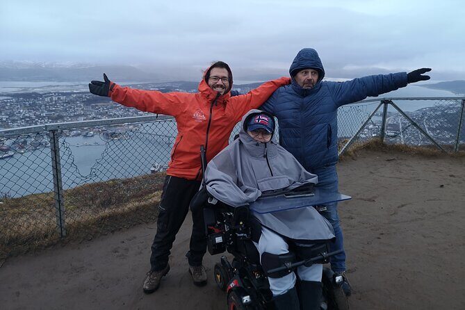 Accessible Tromsø Island Tour - Stop 1: Arctic Cathedral Photos With Real Explanations (20 Minutes)