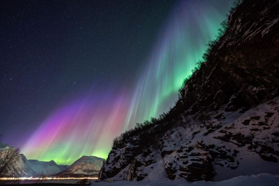 From Tromsø: Aurora Minibus Chase with Portrait and Hot Meal - Who this tour is best for (and who should look elsewhere)