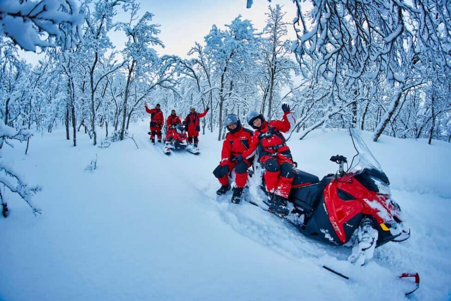 From Tromsø: Lyngen Alps Guided Snowmobile Tour - Photo stops and pacing: why the line riding feels different