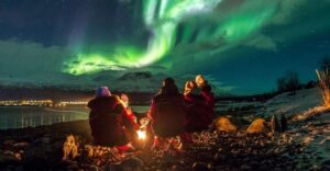 From Tromsø: Northern Lights Tour - Meeting at Magic Ice Bar: small-group size and minibus reality