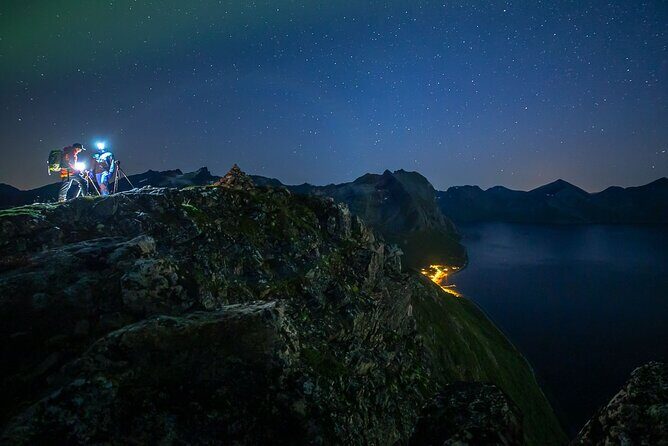 Northern Lights Expedition Tromsø - 6 people - Arctic Photo Guide - Meet at Musikkpaviljong, then settle into the lifted 4x4 (comfort meets constraint)
