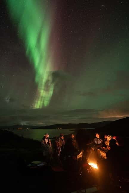 Tromsø: Adult Only Aurora hunt with Citizen Science - Starting at Scandic Ishavshotel and getting into the right mindset