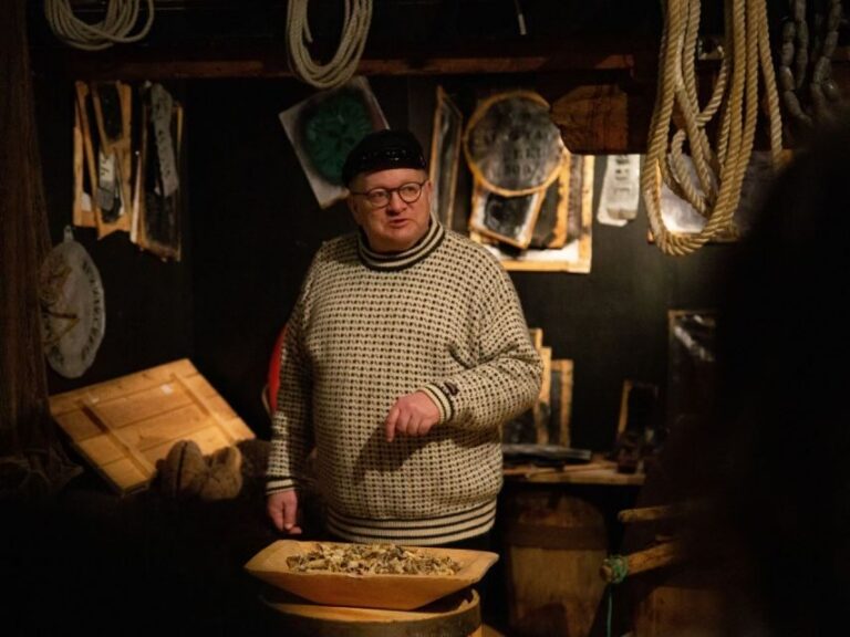 Tromso: Cod-Tasting Tour with Full Steam Museum Entry - The 45-minute Cod Fishery Trilogy on the first floor