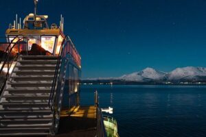 Tromso Electric Northern Lights Cruise - Your Tromsø night plan: meeting point, timing, and what you’ll do
