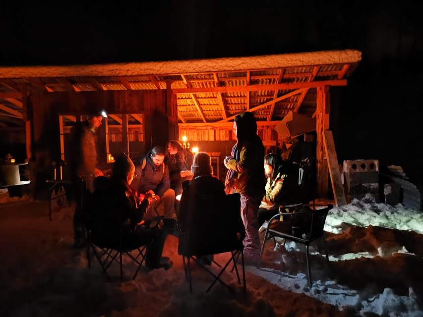 Tromsø: Northern Lights Hunt. Local Guide and Basecamp. - What to bring (and what to skip) so you don’t feel miserable