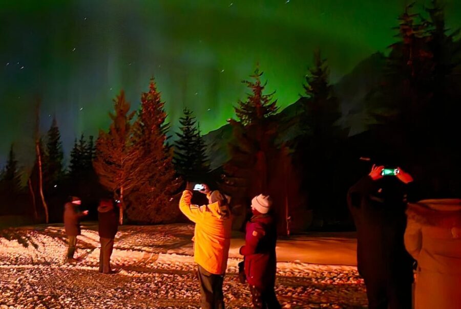 Tromsø: Northern Lights Hunt. Local Guide and Basecamp. - Starting at Magic Ice Bar Tromsø: why this matters before you go dark