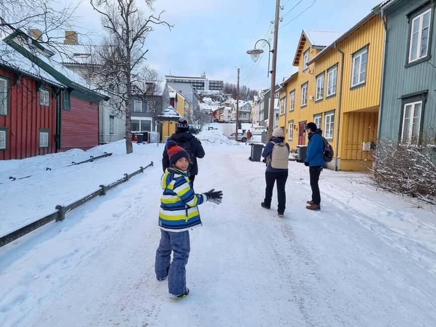 Tromsø Sweet Temptations tour: afternoon tea & chocolates - Handmade chocolates and sweet samples: the second wave of treats